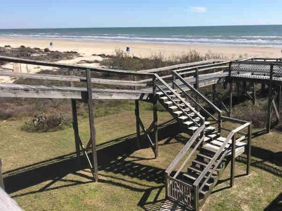 הוילה סרפסייד ביץ' Athena'S Oceanfront Haven מראה חיצוני תמונה
